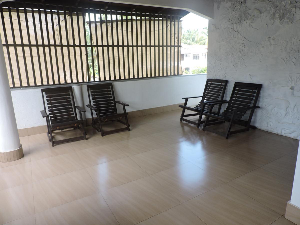 Seachange Talpe Exterior photo